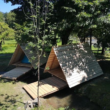 Kamp Na Otoku - Ljubno Ob Savinji Hotel Kültér fotó