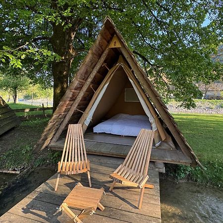 Kamp Na Otoku - Ljubno Ob Savinji Hotel Kültér fotó