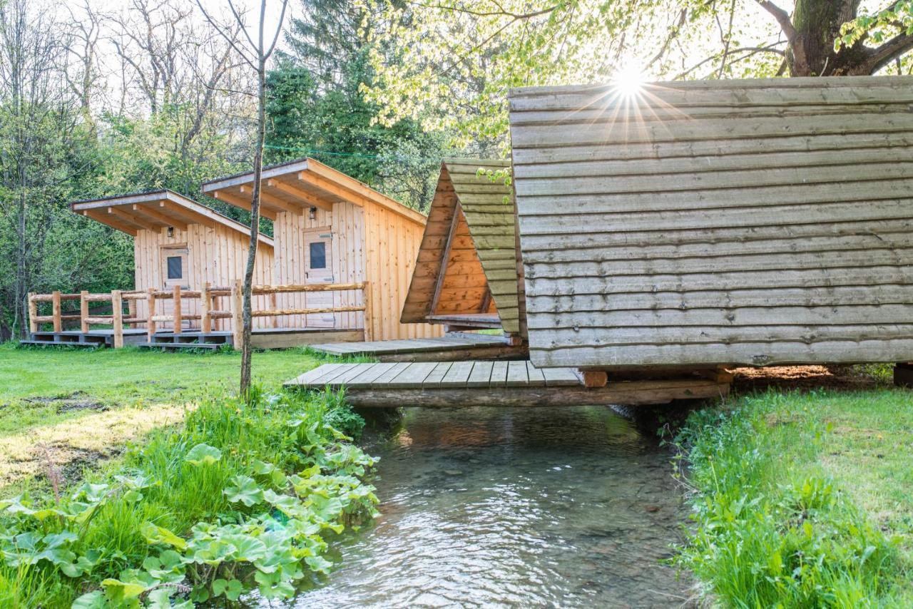 Kamp Na Otoku - Ljubno Ob Savinji Hotel Kültér fotó