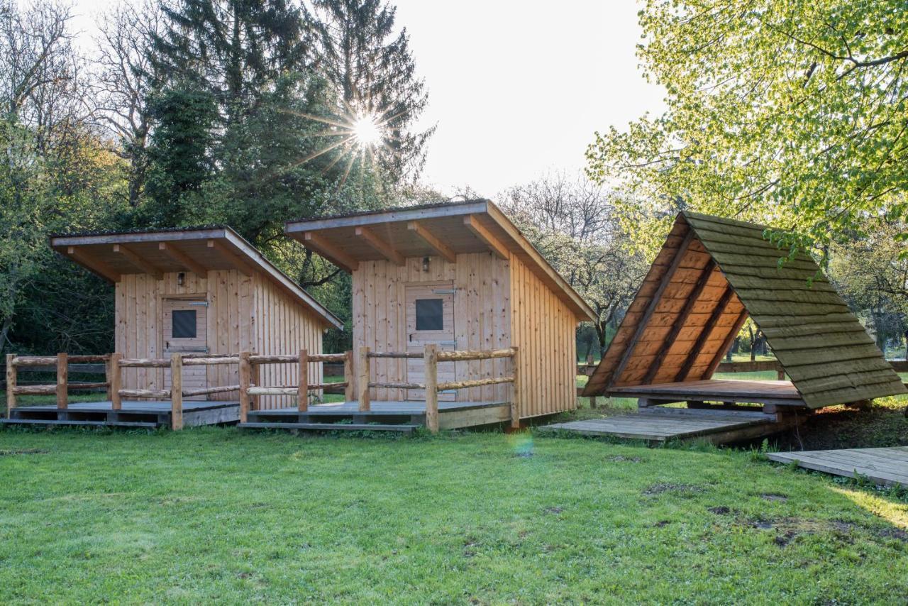 Kamp Na Otoku - Ljubno Ob Savinji Hotel Kültér fotó