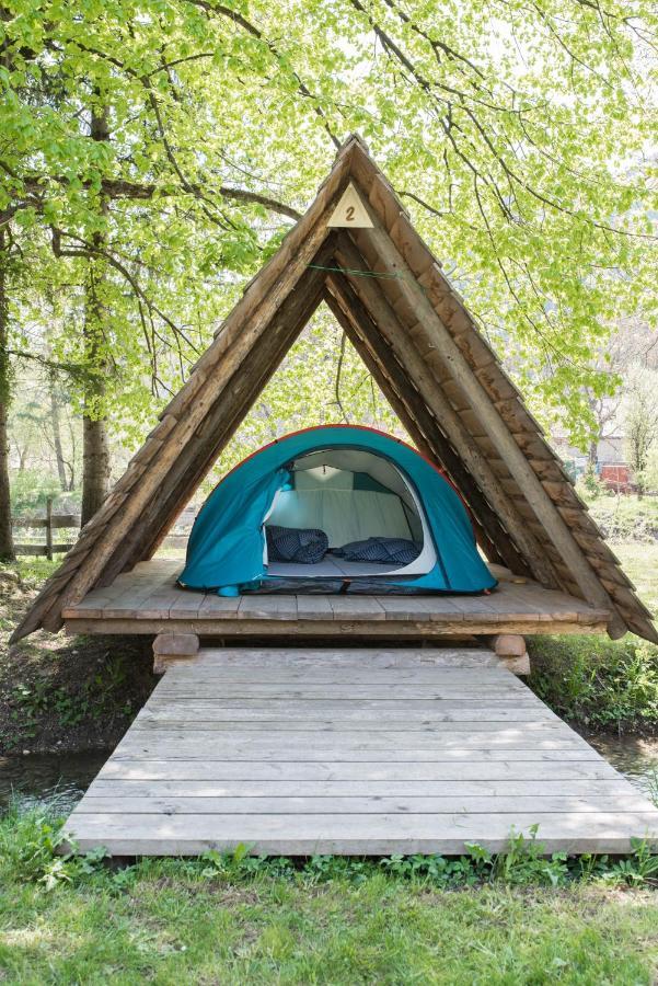 Kamp Na Otoku - Ljubno Ob Savinji Hotel Kültér fotó