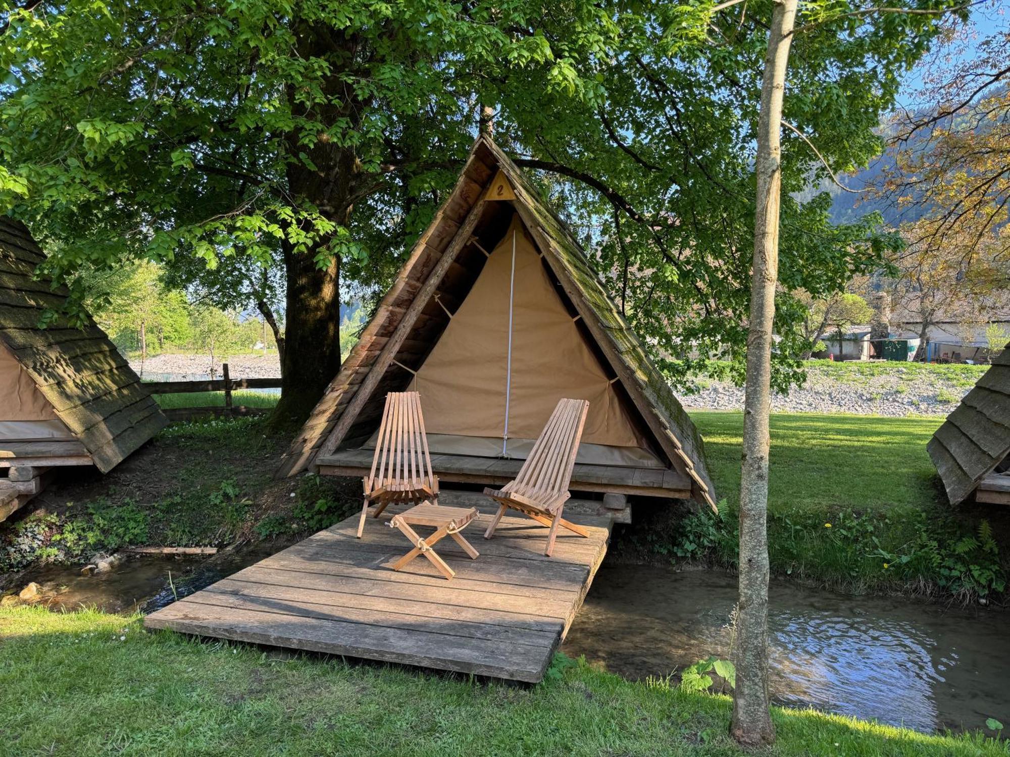 Kamp Na Otoku - Ljubno Ob Savinji Hotel Kültér fotó